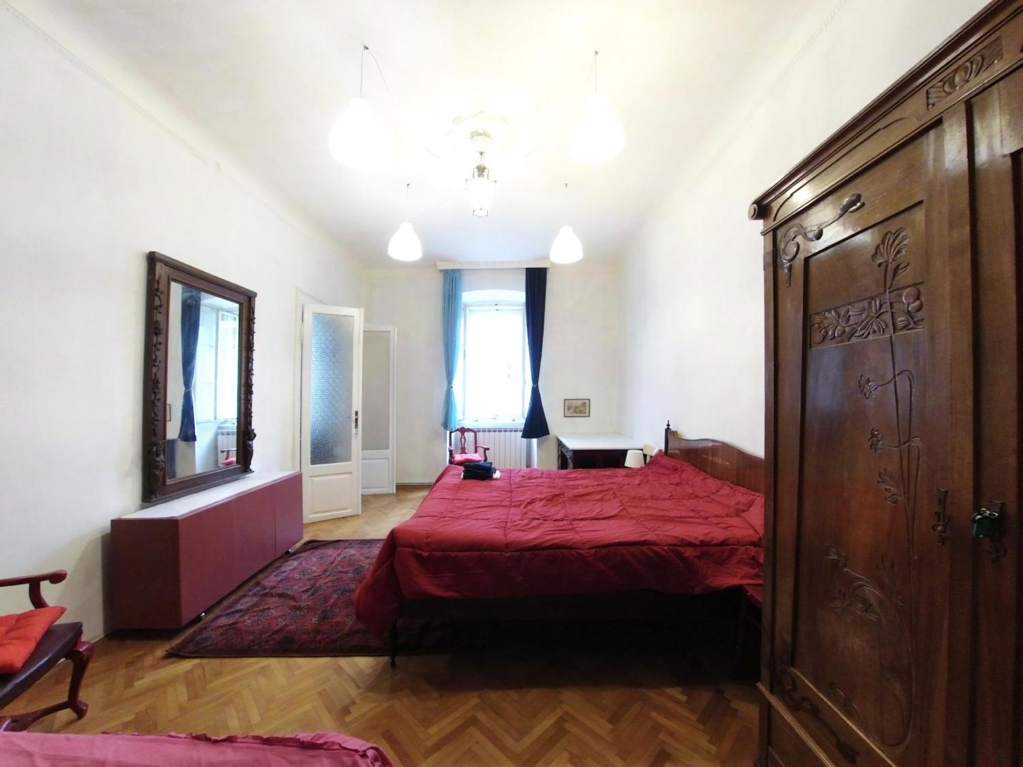 Casa Antica - Historical Apartment In Old City Center Trieste Rum bild